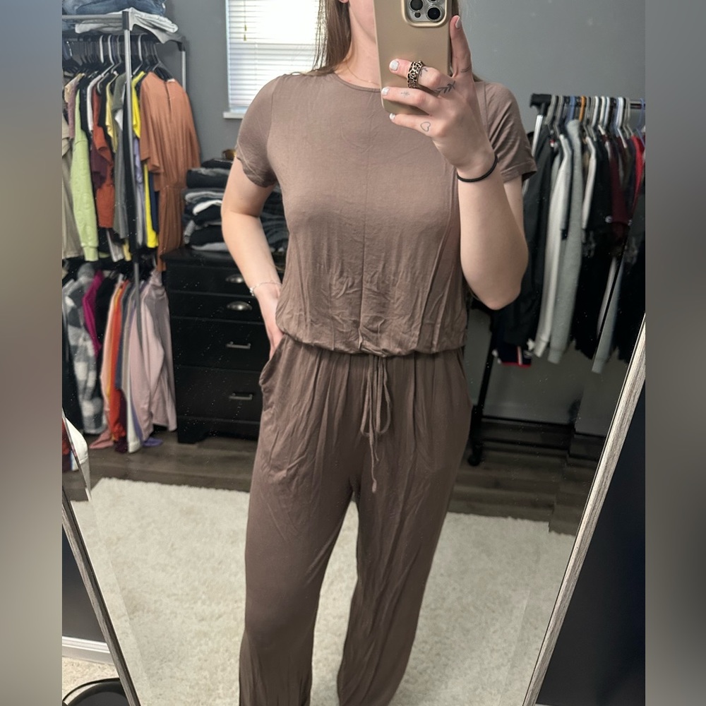 Jumpsuit - Picture 2 of 5